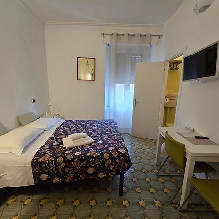 Appartamento Esquilino di Busby Yan Roma Esterno foto