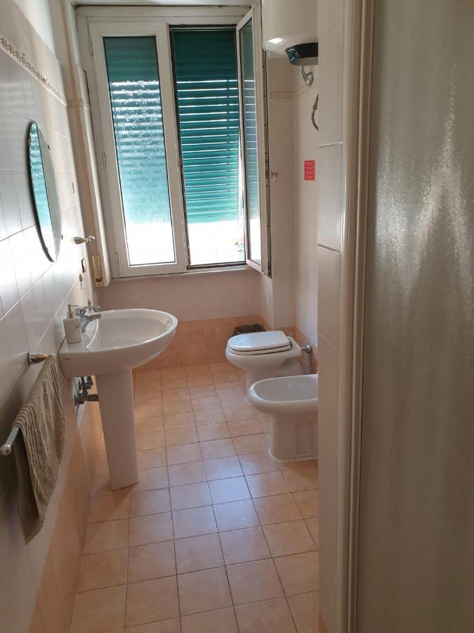 Appartamento Esquilino di Busby Yan Roma Esterno foto